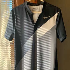 NIKE Golf Short Sleeve
